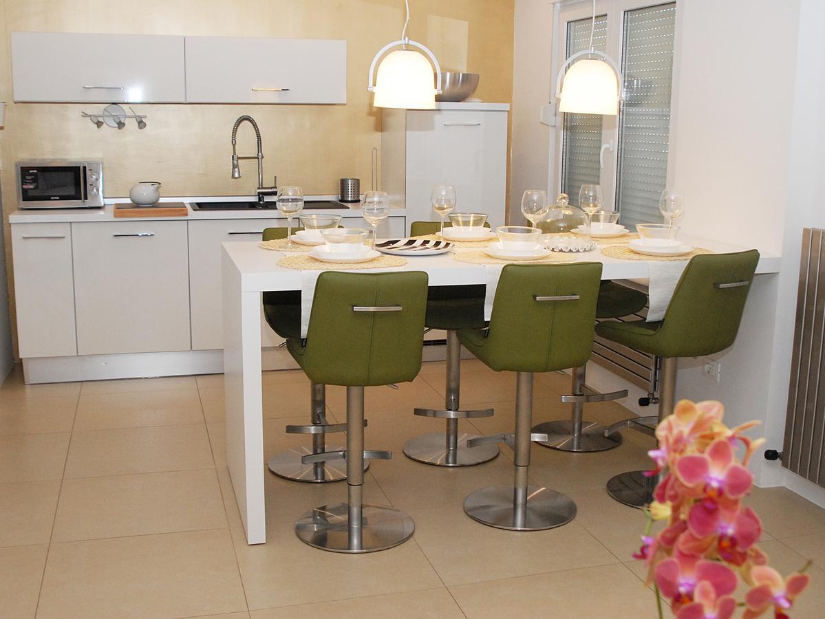 Apartment Klara II Пула Екстериор снимка