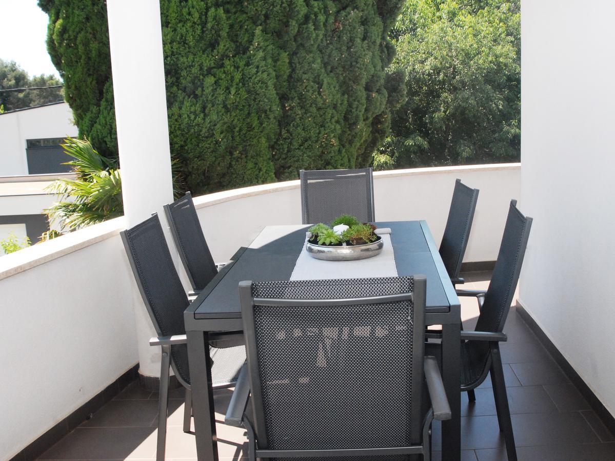 Apartment Klara II Пула Екстериор снимка